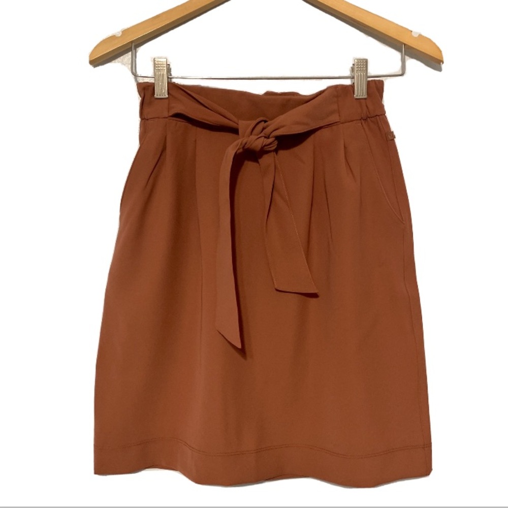 Lululemon Noir Paperbag Skirt Rustic Clay